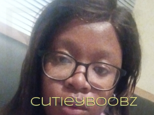 Cutieyboobz