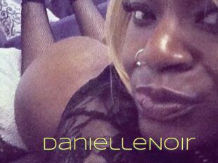 DanielleNoir