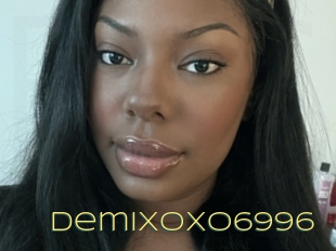 Demixoxo6996