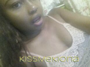 KissMeKiona