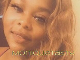 MoniqueTasty